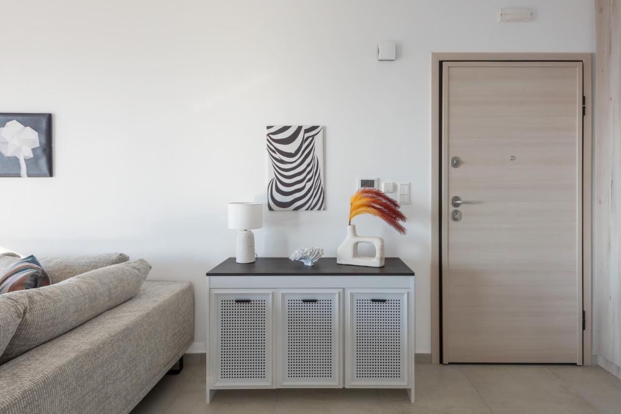 Aquarama Pool Apartments Ixia  Extérieur photo